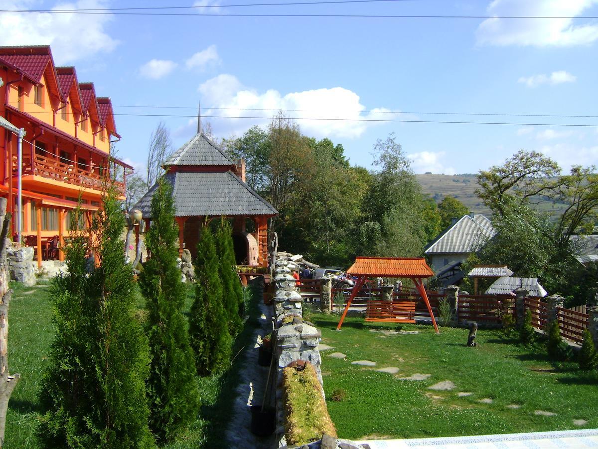 Pensiunea In Poiana Glod  外观 照片